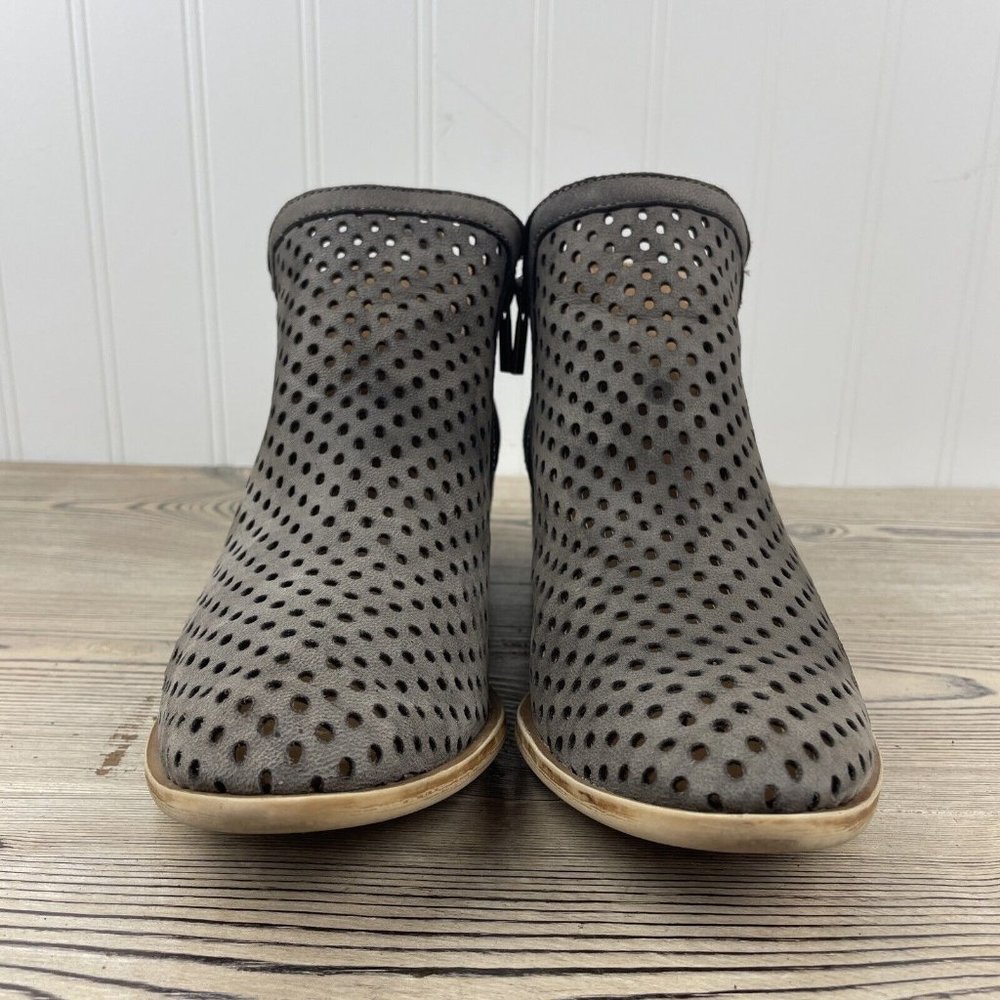LUCKY BRAND Women's Basel Perforated Dark Stone Leather Ankle Booties Size 6.5M - Picture 2 of 9